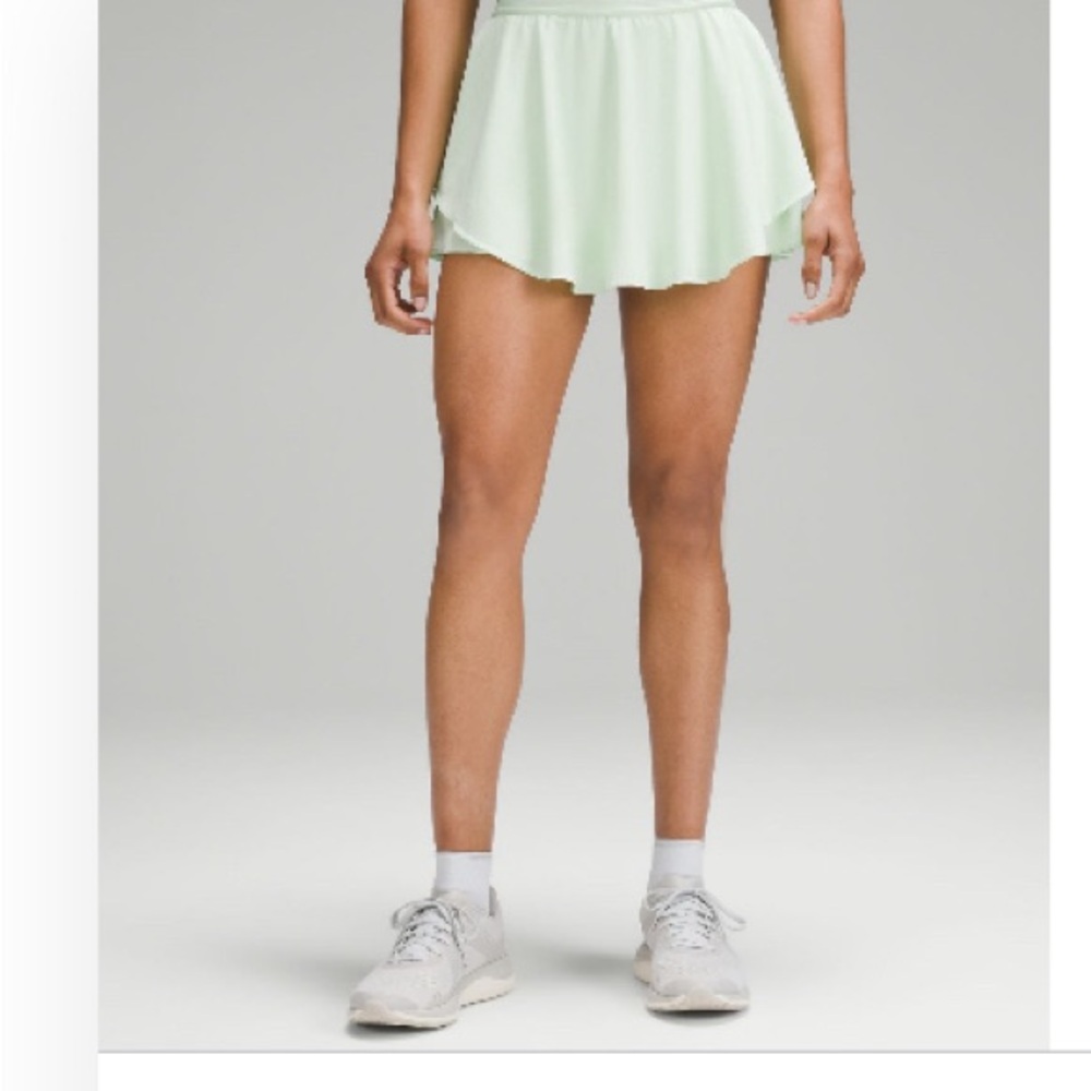 Lululemon Court Rival high rise skirt kohlrabi green (mint)